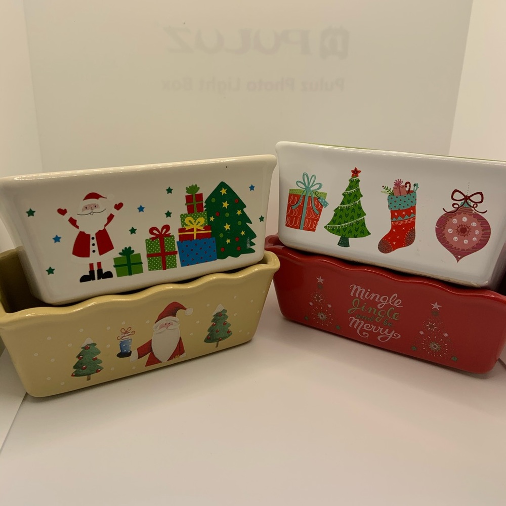 4 christmas bowls